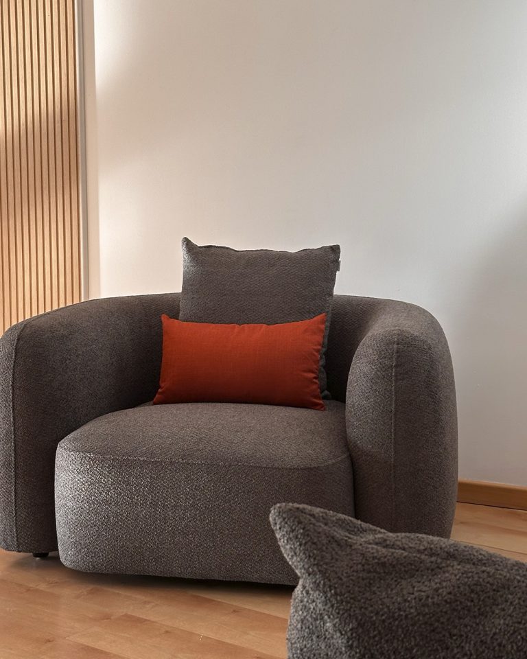 mascentro valencia sofa